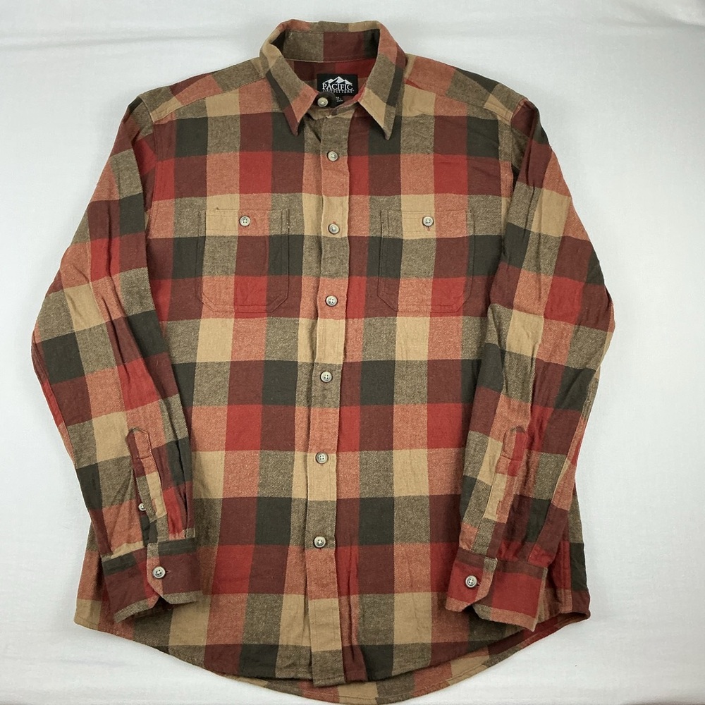 Pacific‎ Outfitters Mens Button Down Flannel Shirt Size M Red Check Long Sleeve